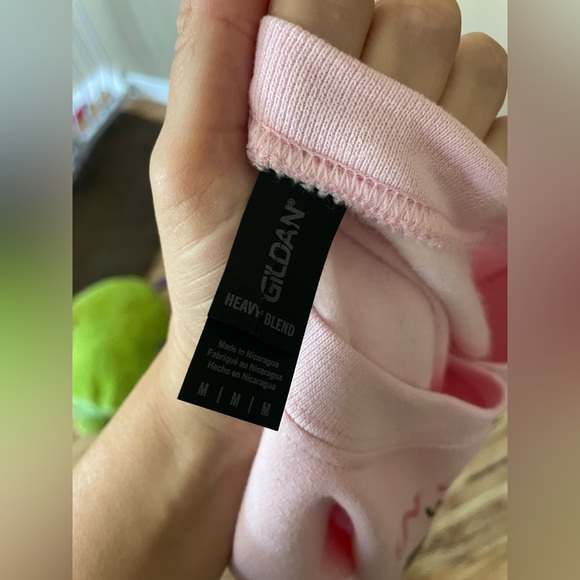 Breast cancer Michigan graphic sweatshirt Soft Pink Heavy Blend women’s size M - Picture 5 of 6